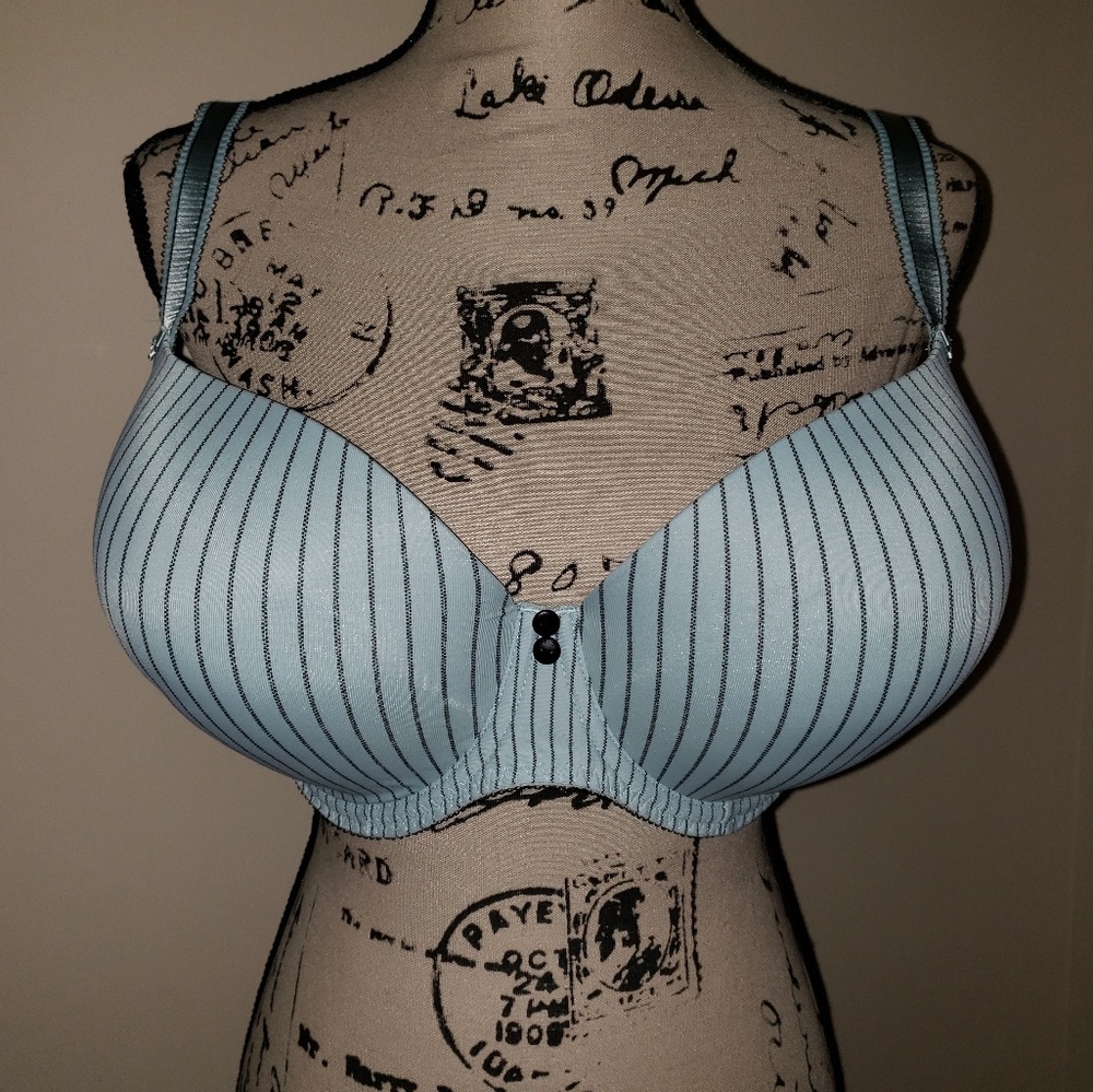 Freya Deco Hatty Moulded Plunge Bra

36GG